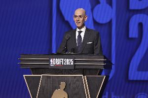 留校潮高涨！NBA官方：71人报名提前参选 刷新2003年以来新低