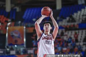媒体人：广州男篮尊重天赋&篮球规律 他们真想用有限资源把事做好