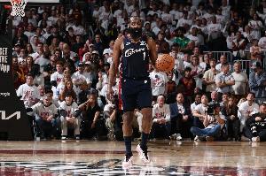NBA季后赛得分历史前10球星中 仅哈登&卡尔·马龙无冠